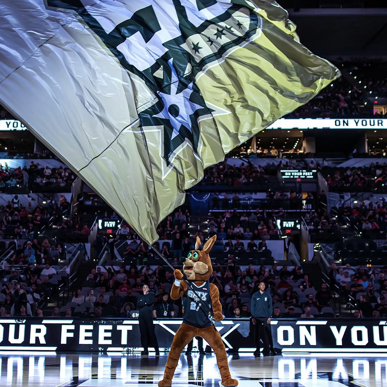 双子星状态火热！小波特连续三场得分30+，赵四再获三双